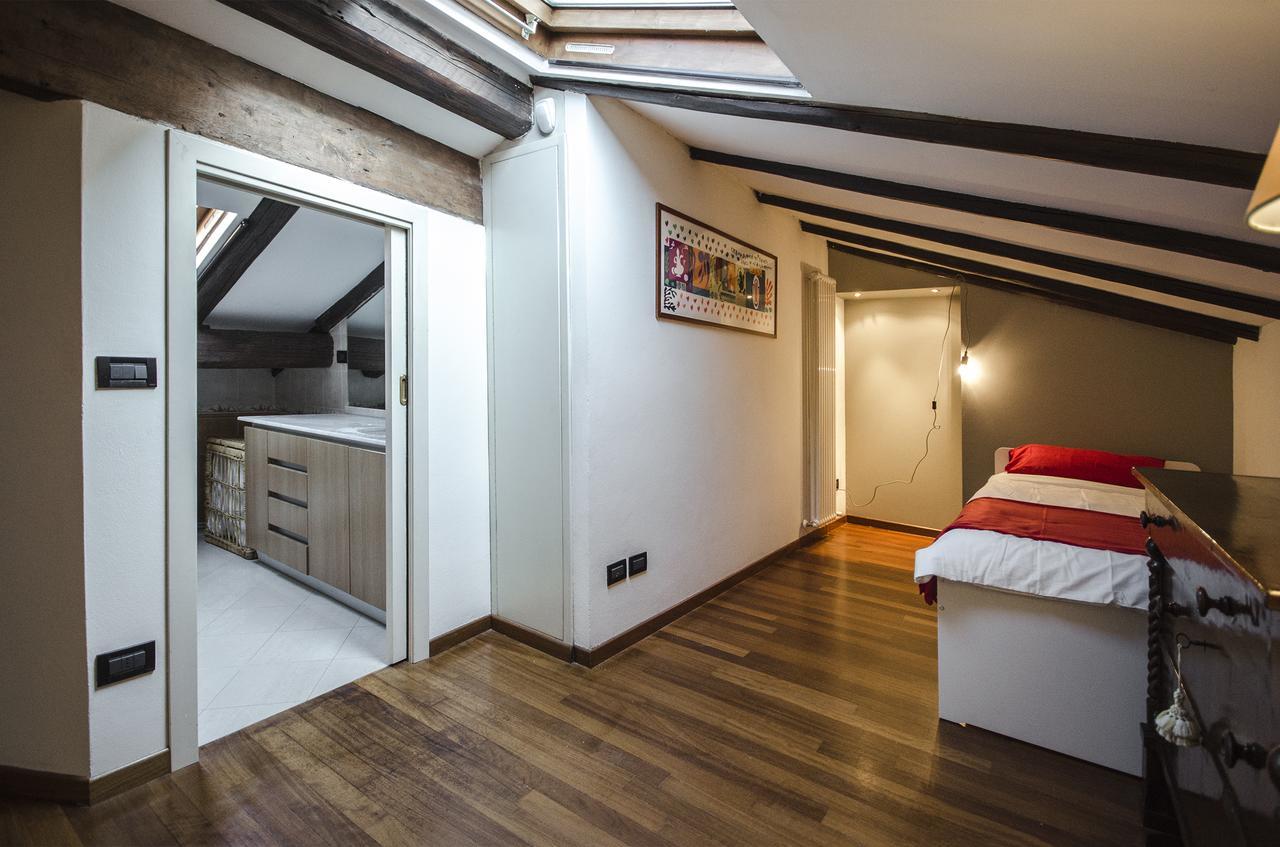 Rr 108 Apartment โบโลญญา ภายนอก รูปภาพ